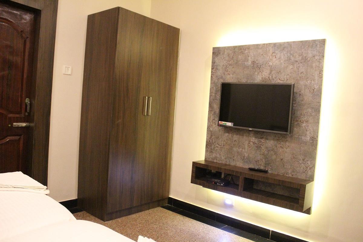 Venus Inn Bhubaneswar Buitenkant foto