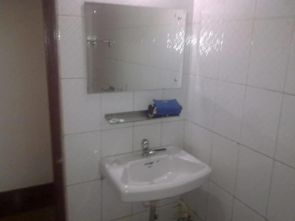 Venus Inn Bhubaneswar Buitenkant foto