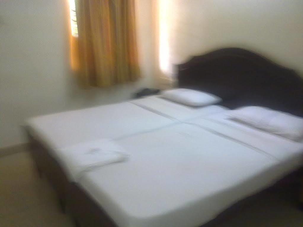 Venus Inn Bhubaneswar Buitenkant foto